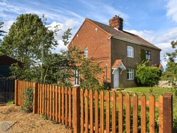1 Brandiston Barn Cottage