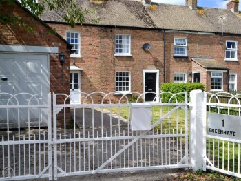 1 Greenhaye Cottages