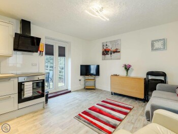 3 Bell Water Holiday Cottages