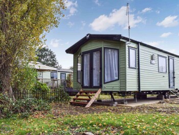 4 Kingfisher Retreat