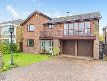 Beacon House - Eco Friendly Home