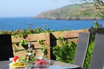 Bodarfor (By The Sea)