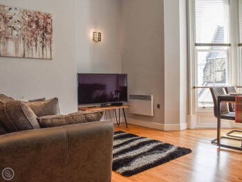 Church View Apartment