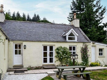 Corrennie School Cottage