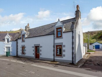 Couthy Harbour House