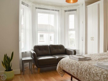 Darracott House Apartment B