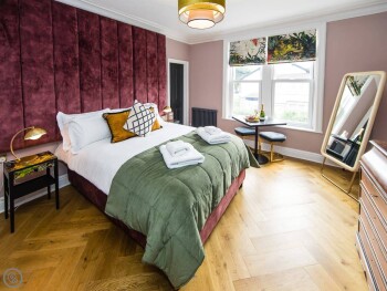 Dragon Villas - Betty's Studio