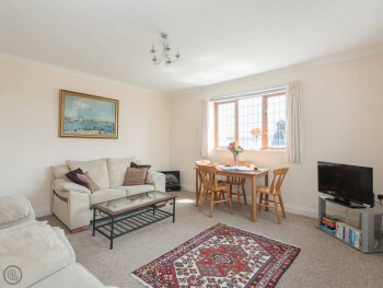 Fair Isle Holiday Cottages - Hill Top Barn