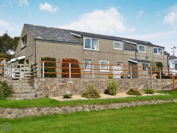 Ffron Erch Cottages