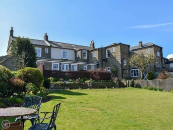 Garden View Apartment