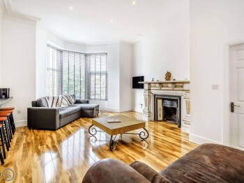 Garlands Apartments 3