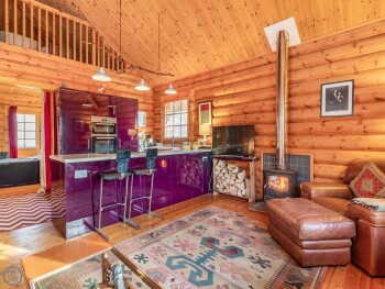 Grebe Lodge (Lodge 6)