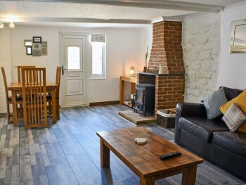 Holly Cottage