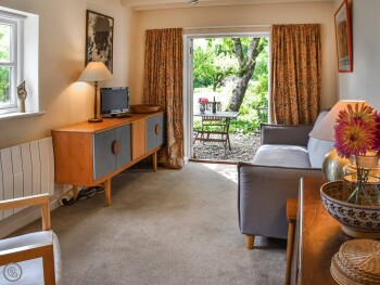 Little House On The Common