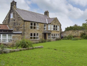 Liverton Lodge Farmhouse