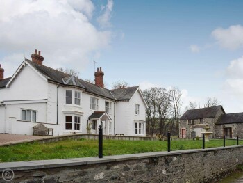 Maesbangor Farmhouse