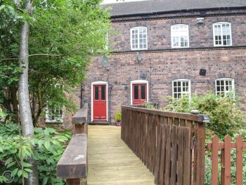 Maws Craft Apartment