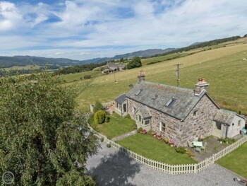 Mid Balchandy Cottage