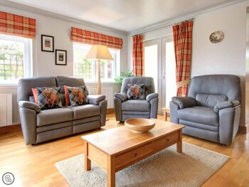 No. 1 The Links Apartments