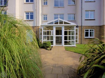 No.2 The Links Apartments