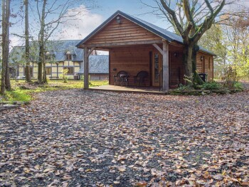 Oak Lodge