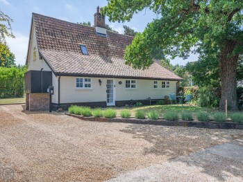 Oak Tree Cottage