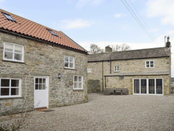 Peartree Cottage & Granary