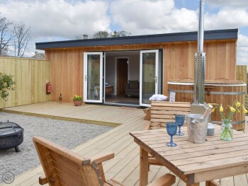 Pheasant Lodge At Wood House