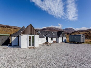 Quinag Studio Apartment