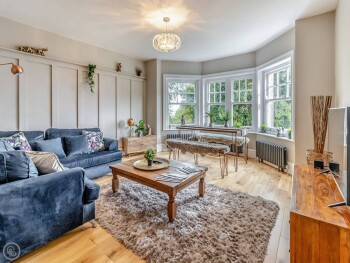 Rock House Apartment