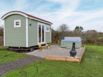 Ryhill Retreat At Estoro Stud