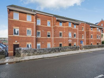 Sandringham Court Flat 4