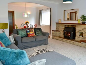 Scarborough Rose Apartment