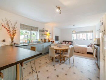 Secret Garden Hideaway