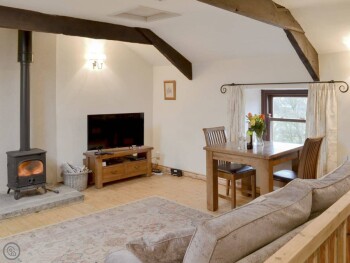 Swallowholm Cottages 6