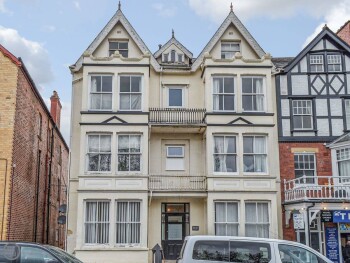 The Central Apartment