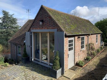 The Cottage High Wykehurst End