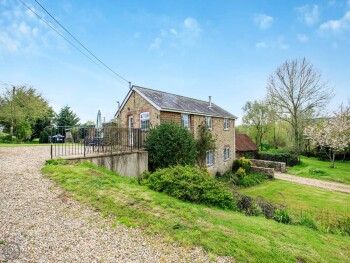 The Cottage Middle West Water