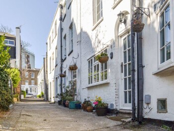The Georgian Cottage