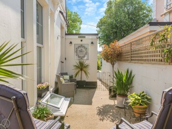 The Hideaway At The Morley