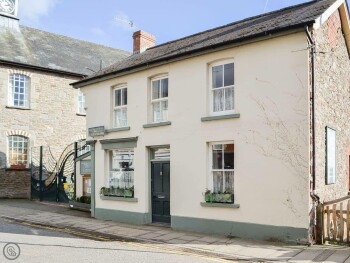 The Mill House, The Square