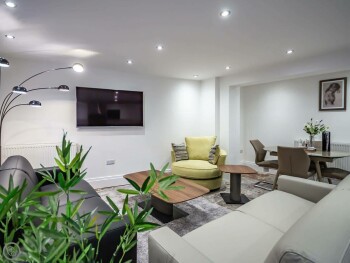 The Sandringham Suite