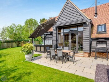 The Victorian Stables