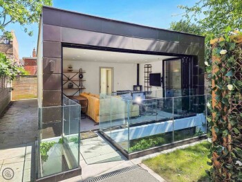 The Woodford Retreat