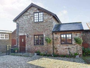 Thompsons Arms Cottages No1