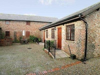 Thompsons Arms Cottages No2