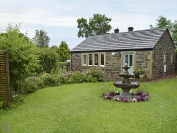 Thurst House Farm Holiday Cottage