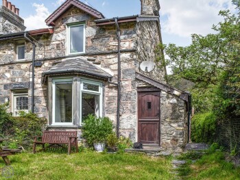 Ty Dyfnant Cottage