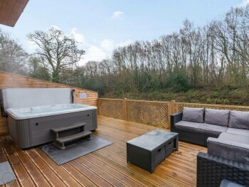 Waterside Lodge Four