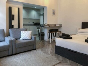 Whinacres Cottage @1894